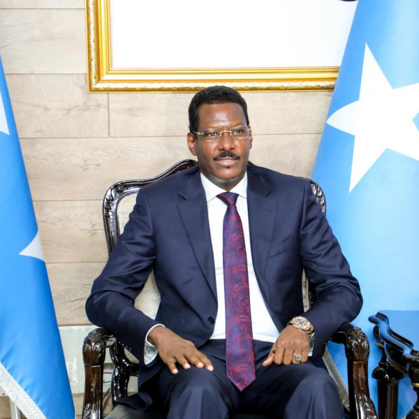 Gigant xorozlar bilan jinsiy aloqa fotosuratlari