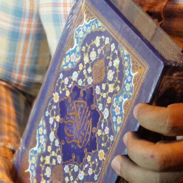 UN-ka oo digniin culus kasoo saarey gubida Qur'aanka Kariimka