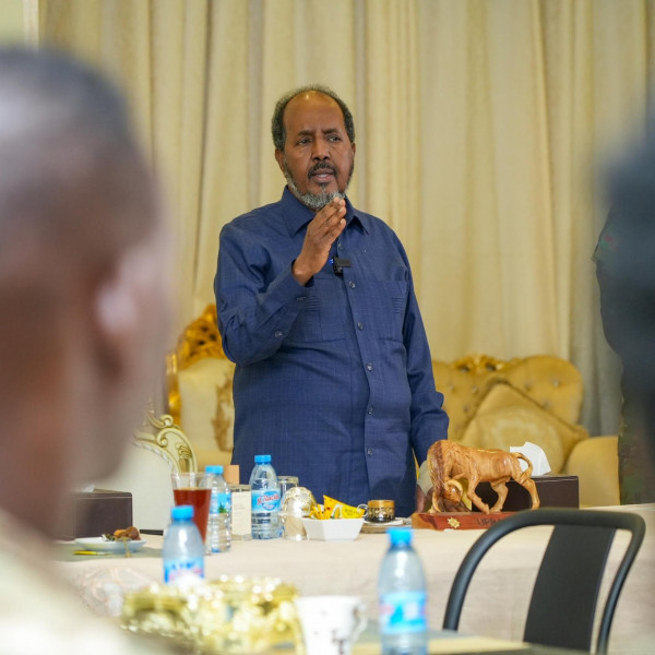 Somalia: Hassan Sheikh hosts Danab commandos after taking part in Justified Accord exercise - Vimarsana News