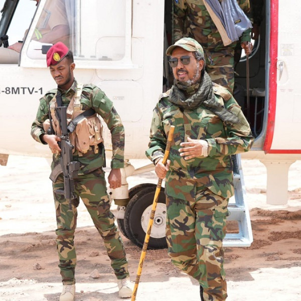 Somalia president returns to Al-Shabaab operation frontlines - Vimarsana News