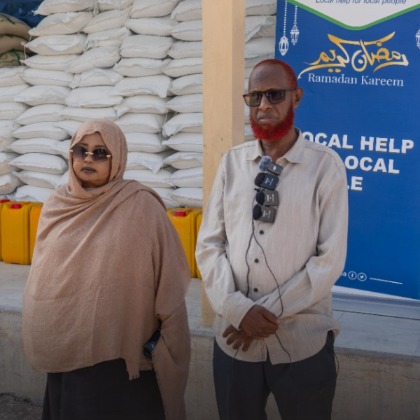 Hay'adda Hormuud Salaam Foundation oo Deeq Lacageed iyo Raashiin ...