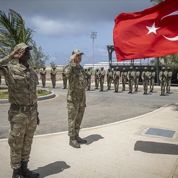Turkey Deploys Troops to Somalia to Support Fight Against al-Shabab