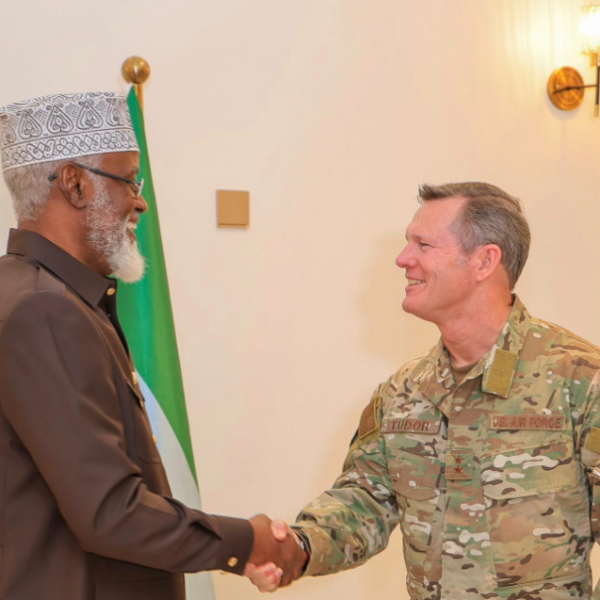 Somalia: Jubaland President Meets with U.S. military officials to Bolster War on Al-Shabaab