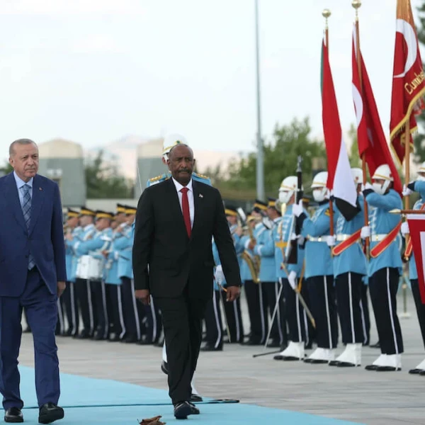 Erdogan discusses Sudan security with army chief in phone call