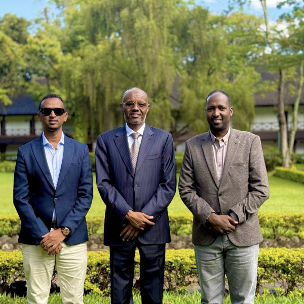 Ousted Southwest State Leader Reemerges in Kenya to Rally Political Allies